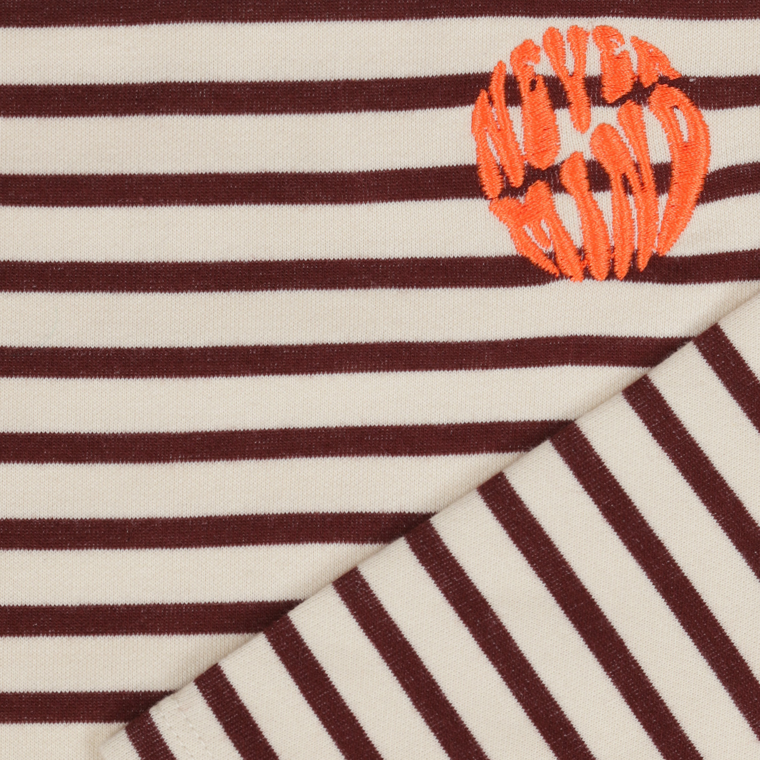 TND Concrete brown stripe