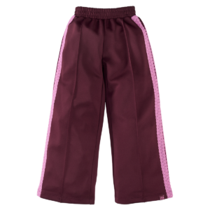 Taila burgundy battle